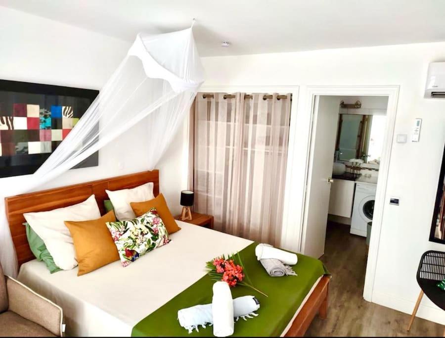 Coco Breeze - Anse Des Rochers Saint-Francois  Exterior foto